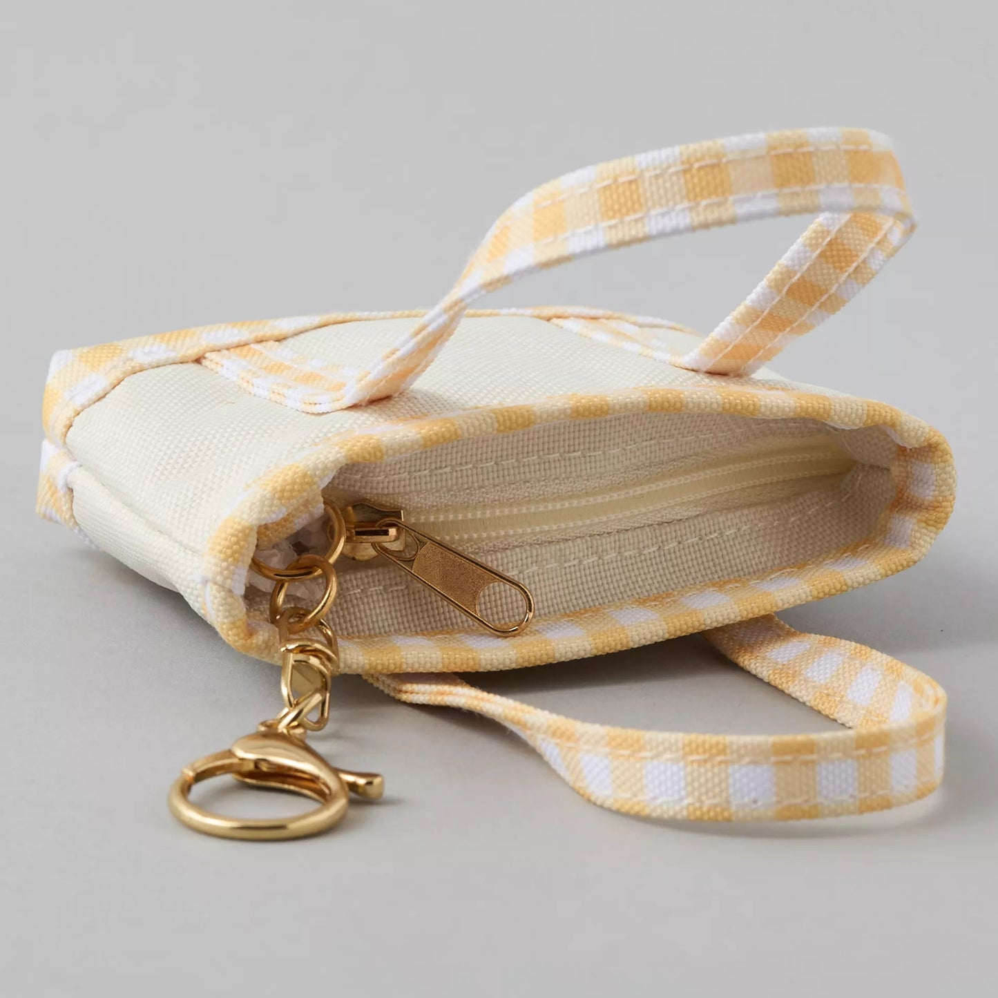 AE Snoopy Tote Bag Charm | PREVENTA