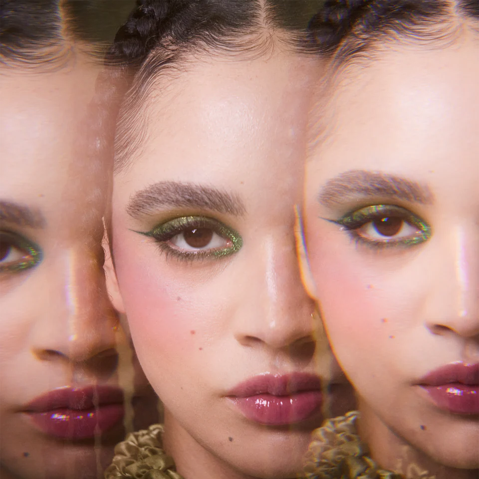 r.e.m. Beauty x Wicked Elphaba Makeup Set | PREVENTA