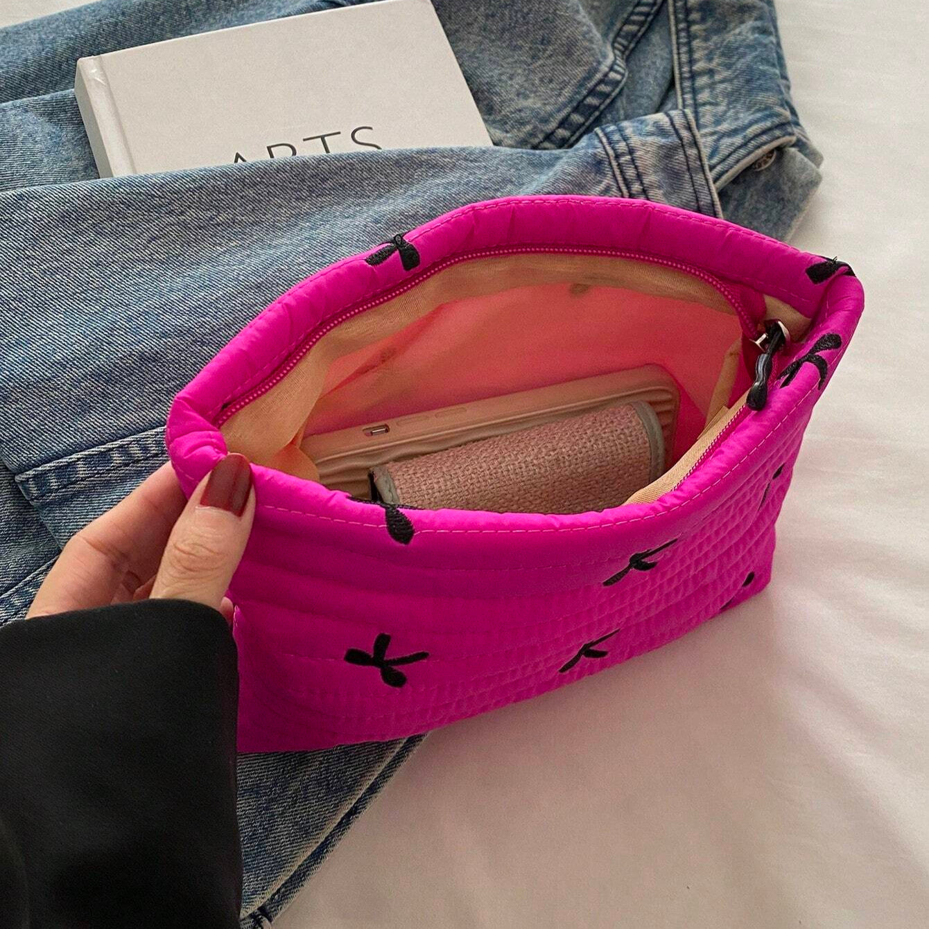 Rosa & Moños Makeup Bag