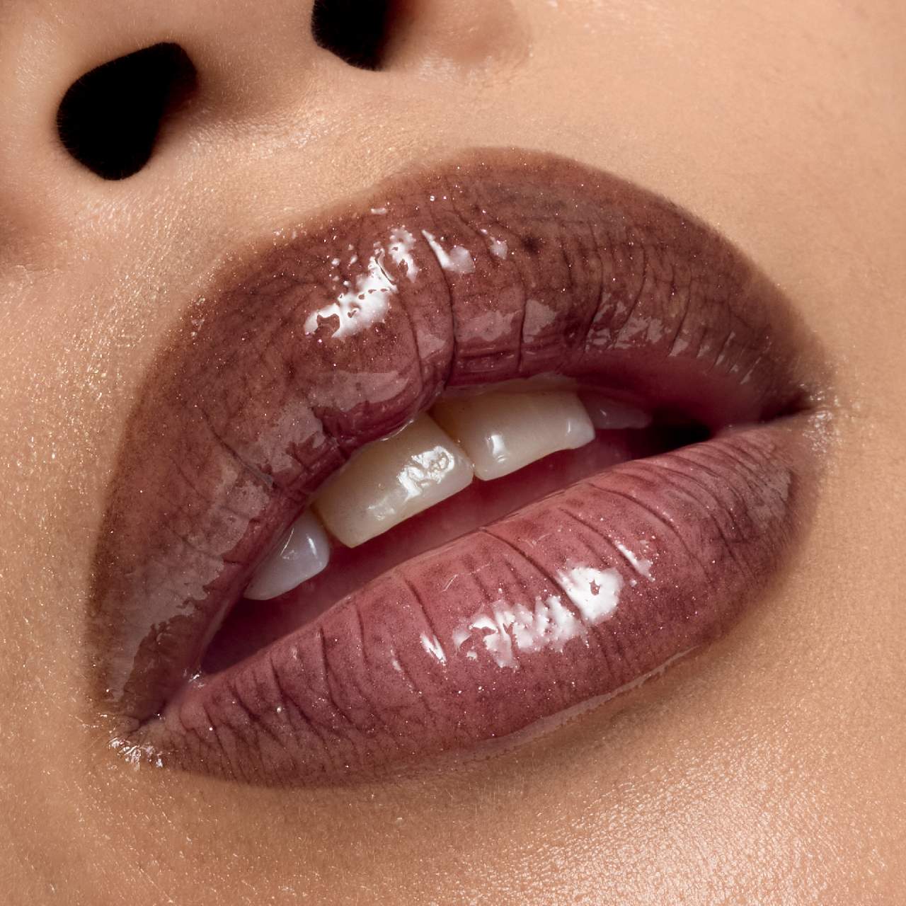 Maximising Lip Plumping Serum | PREVENTA