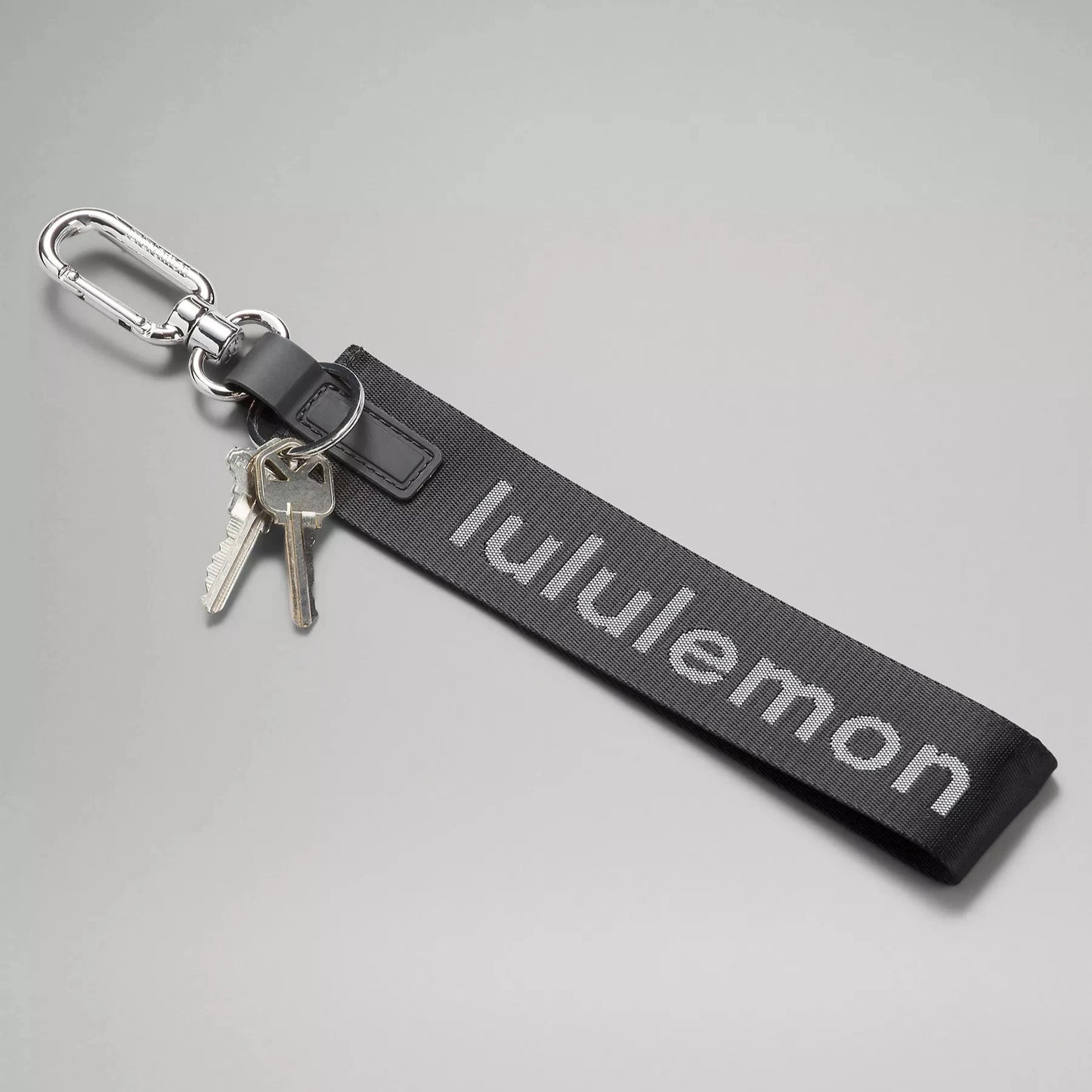 Never Lost Keychain - Black/White