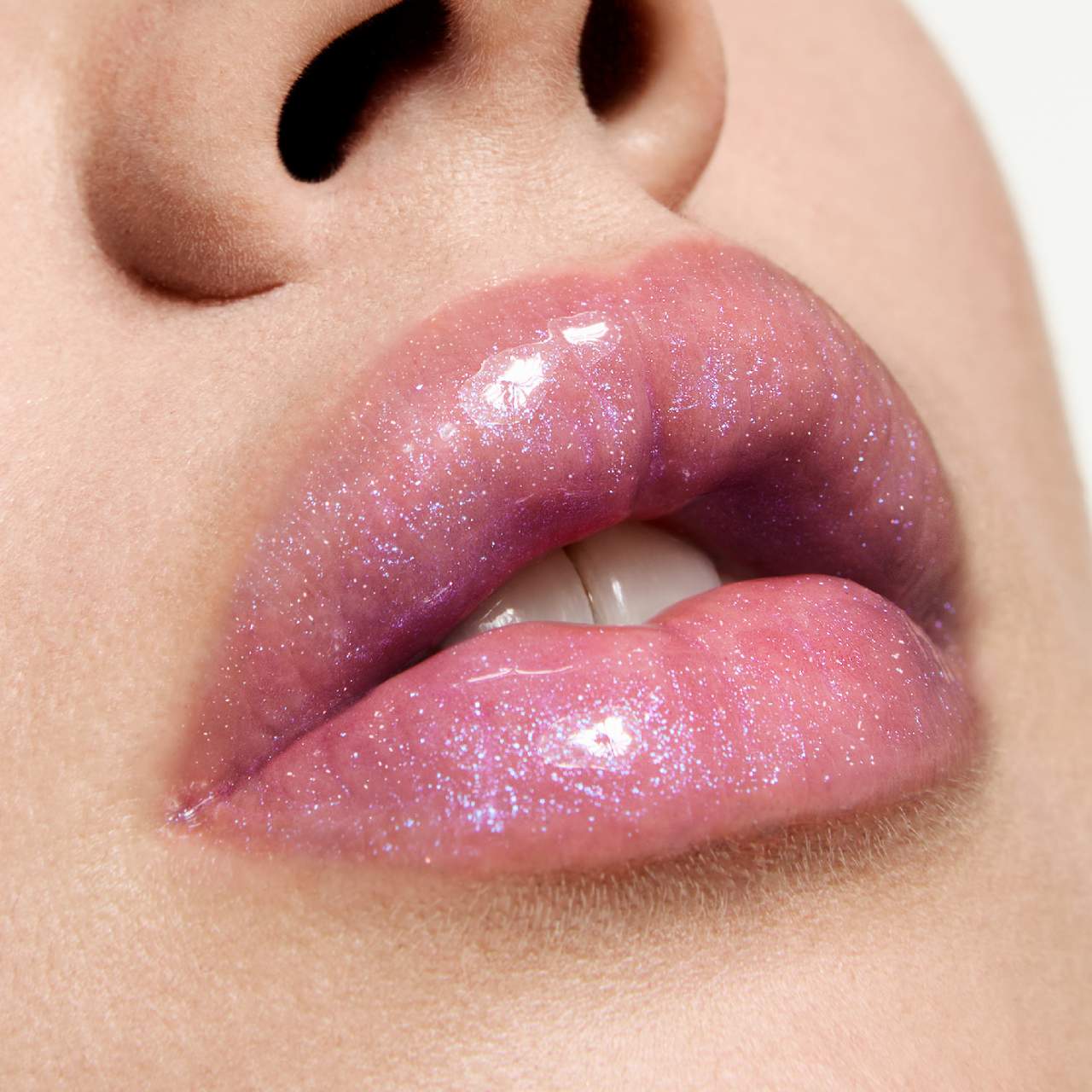 Maximising Lip Plumping Serum | PREVENTA