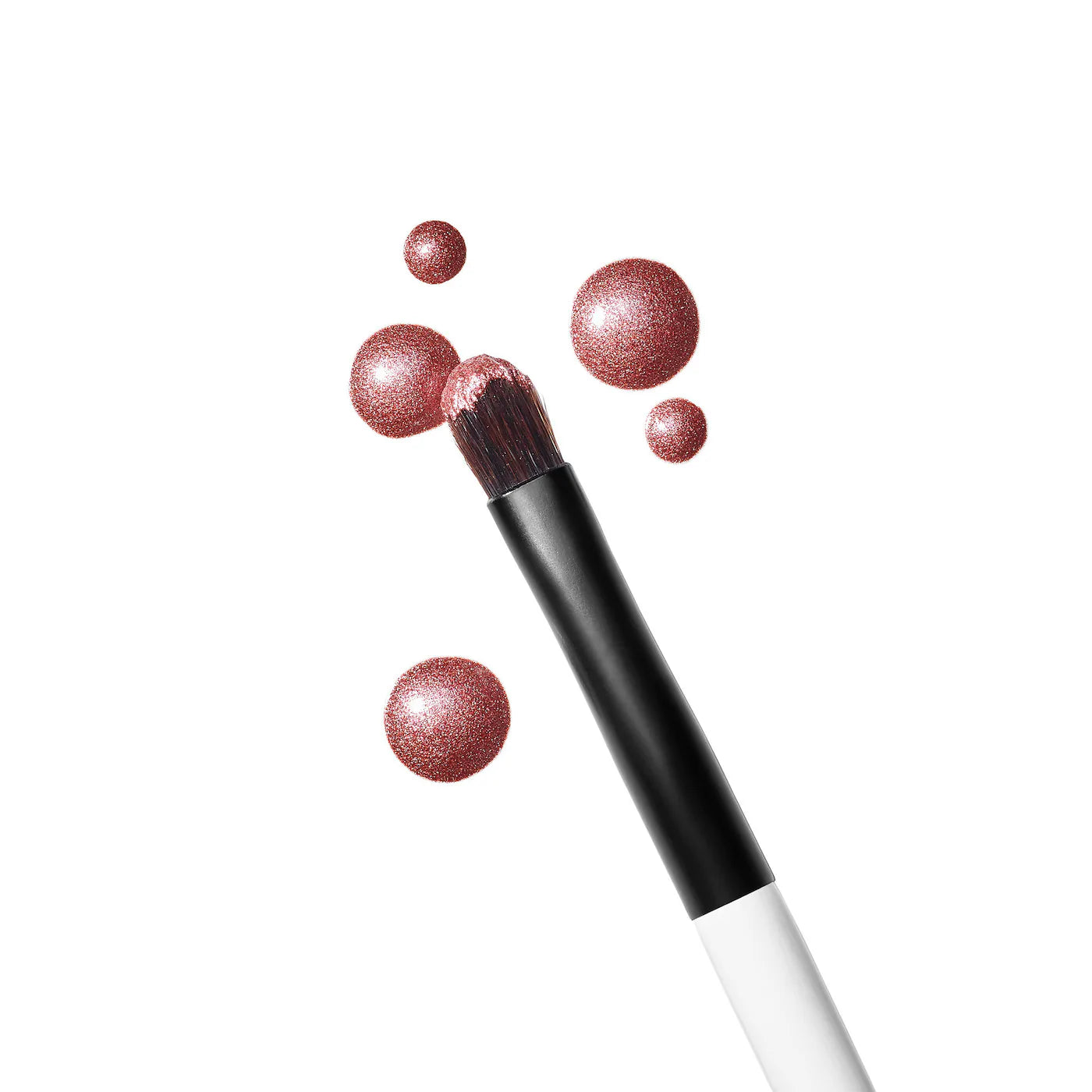 E5 Precision Eyeshadow Brush | PREVENTA