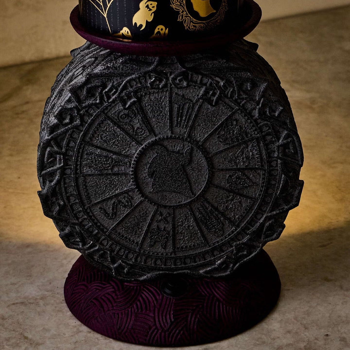 Spiral Hill Light-Up Pedestal 3-Wick Candle Holder | PREVENTA