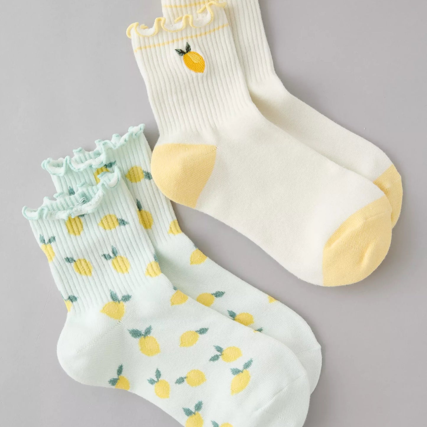 AE Fruit Ruffled Cropped Crew Socks 2-Pack - Aqua | PREVENTA