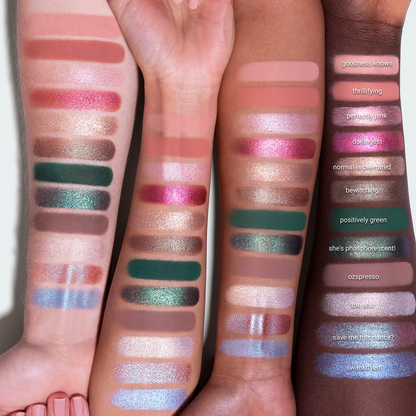 r.e.m. Beauty x Wicked Ozdust Eyeshadow Palette | PREVENTA