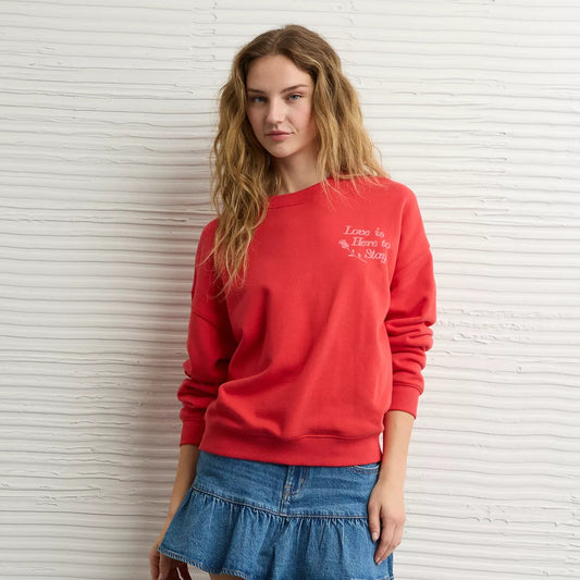AE Valentine's Day Graphic Sweatshirt - Cherry | PREVENTA
