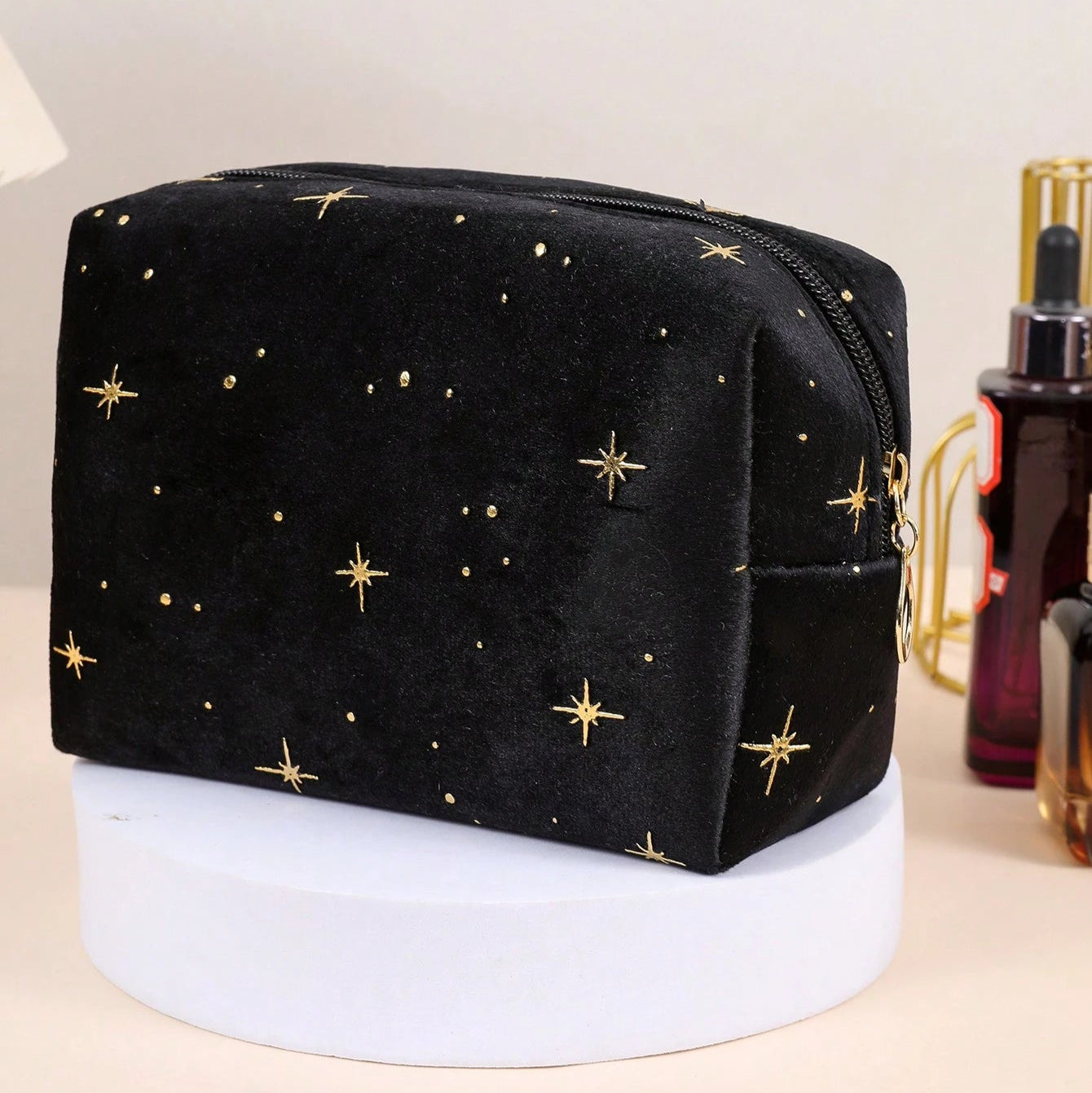 Estrellas Black Makeup Bag