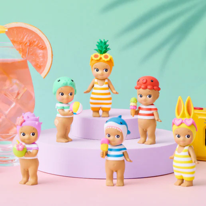 Sonny Angel Summer Vacation: Sun Kissed Style
