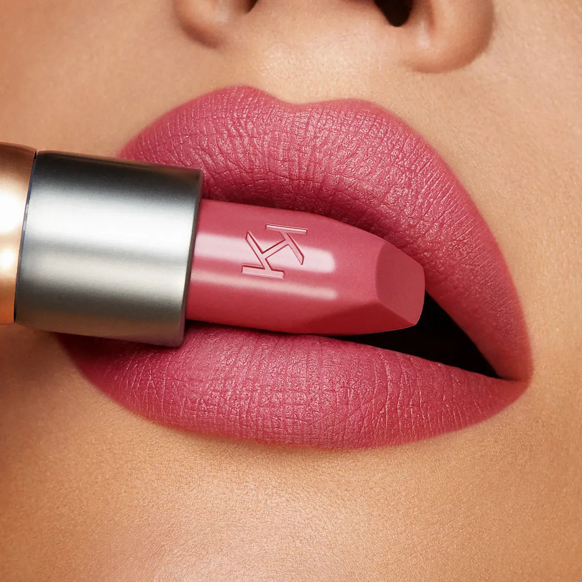 Velvet Passion Matte Lipstick | PREVENTA