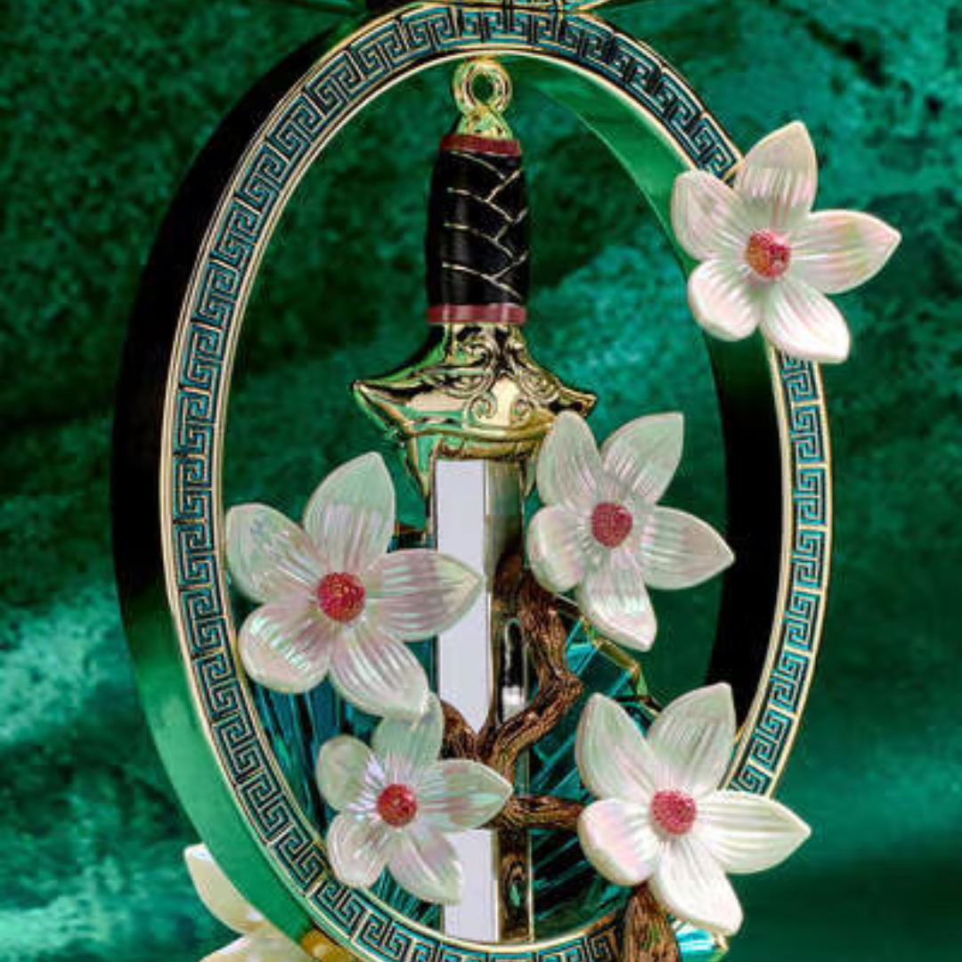 Mulan Pedestal 3-Wick Candle Holder