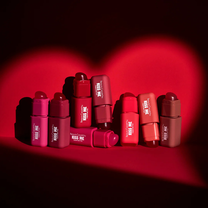 Kiss Me Heart Bag PR