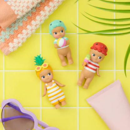 Sonny Angel Summer Vacation: Sun Kissed Style
