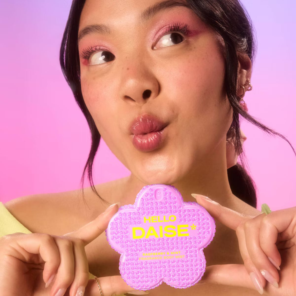 DAISE Bedazzled Women's Gift Set