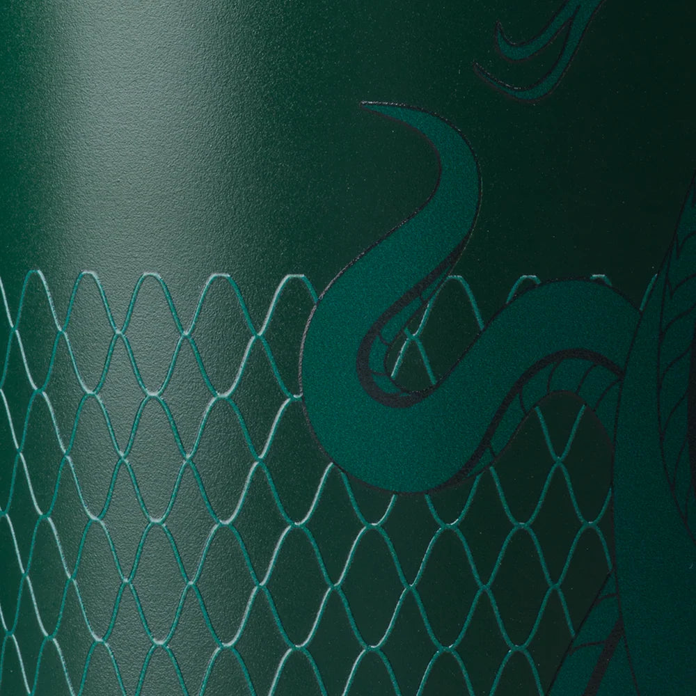 FreeSip® Hogwarts Edition Sway 30oz - Slytherin | PREVENTA