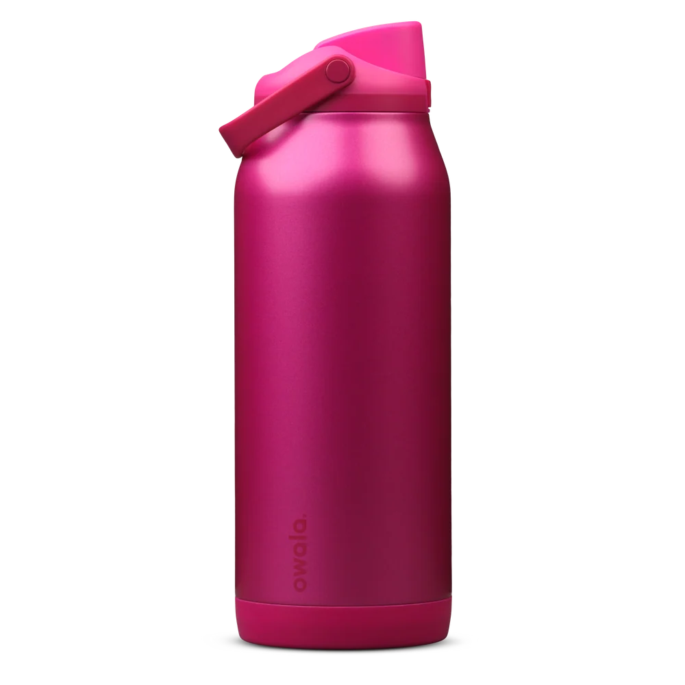 FreeSip® Sway 64oz - Read My Lips