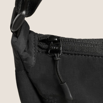 Pleat Crossbody - Black