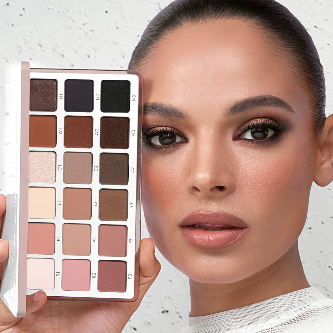 Soft Eye Sculpt Texture & Tone Eyeshadow Palette | PREVENTA