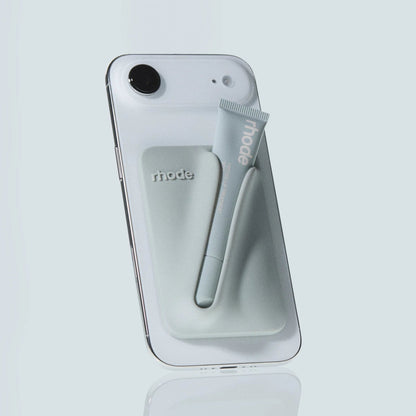 Snap-On Lip Case Lip Holder With MagSafe | PREVENTA